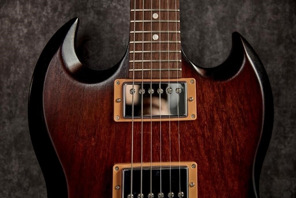 Sir Adam 4* суреті