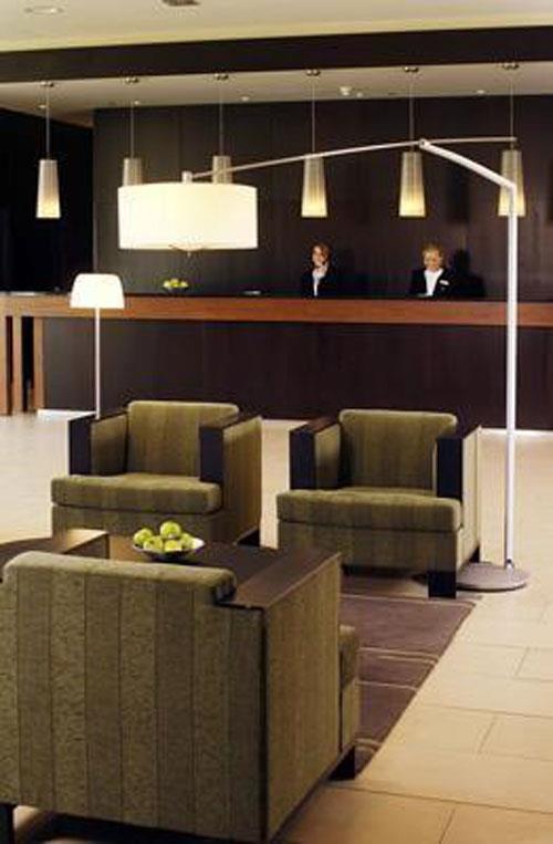 NH Den Haag 4* қонақ үйі