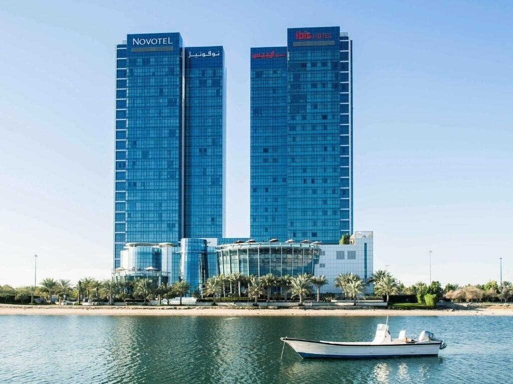 Отель Novotel Abu Dhabi Gate 4*