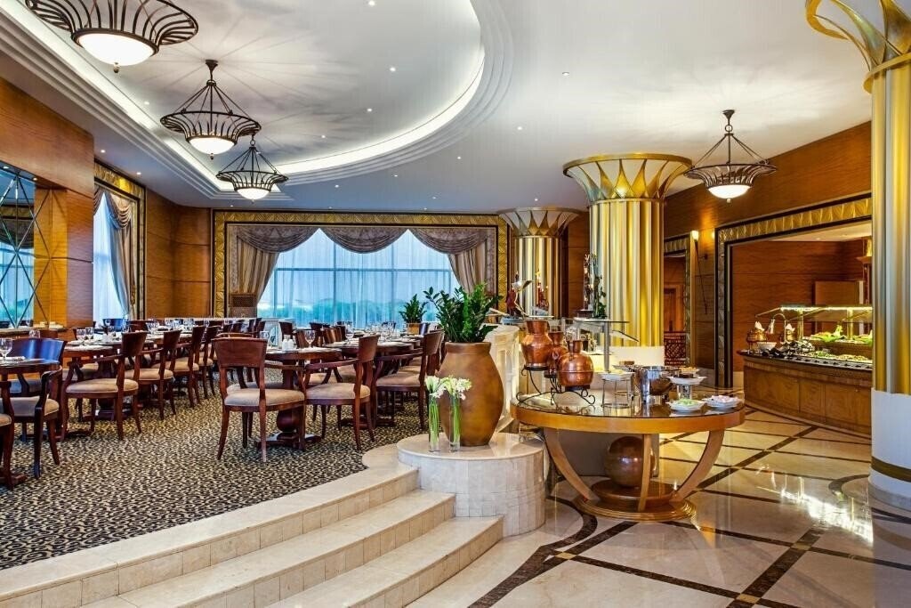 Corniche Hotel Abu Dhab (ex. Millennium Corniche) 5* суреті