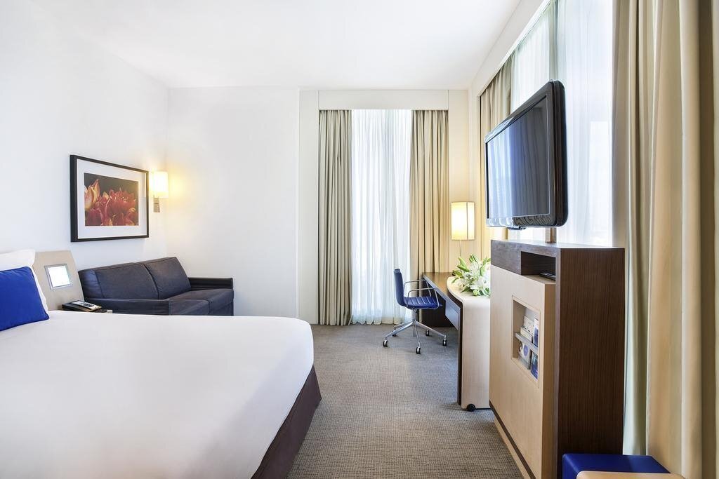 Novotel Abu Dhabi Al Bustan 4* суреті