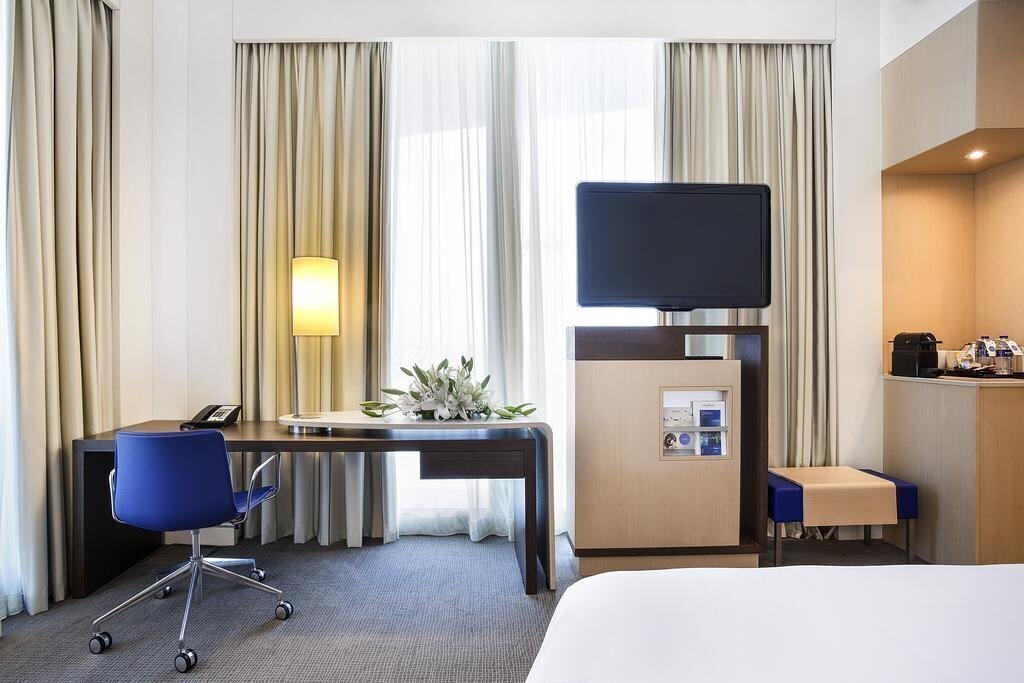 Novotel Abu Dhabi Al Bustan 4* суреті