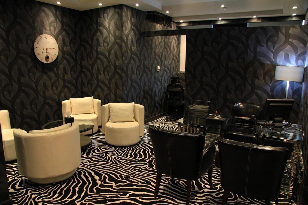 Trianon Hotel 2* фотосуреті