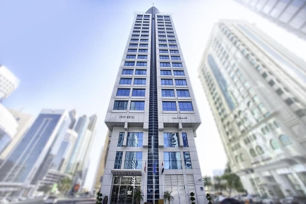Фото Tryp Hotel By Wyndham 4*