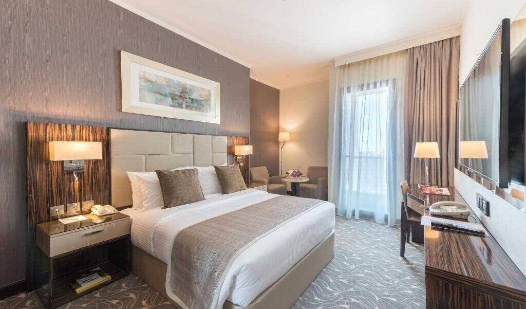 Hawthorn Extended Stay by Wyndham Abu Dhabi (ex. Hawthorn Suites) 4* қонақ үйі