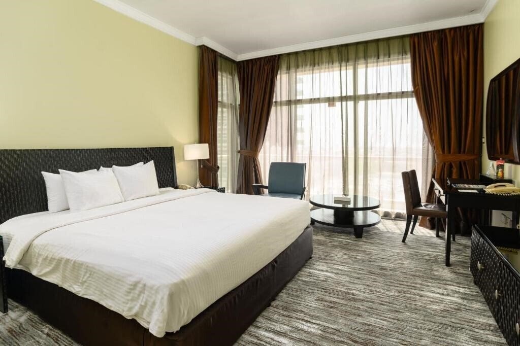 Фото Oryx Hotel 4*