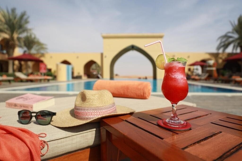 Tilal Liwa 4* суреті