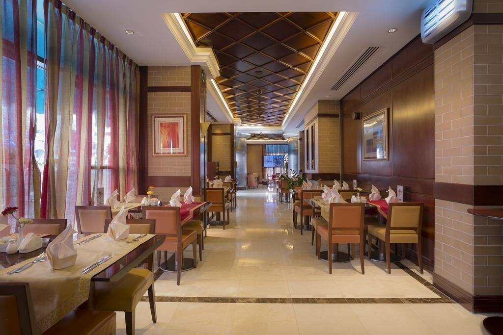 Фото Vision Hotel & Apts 4*