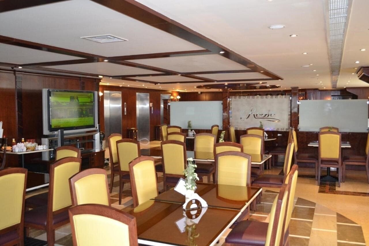 Фото Abu Dhabi Plaza Hotel Apartments апартаменты