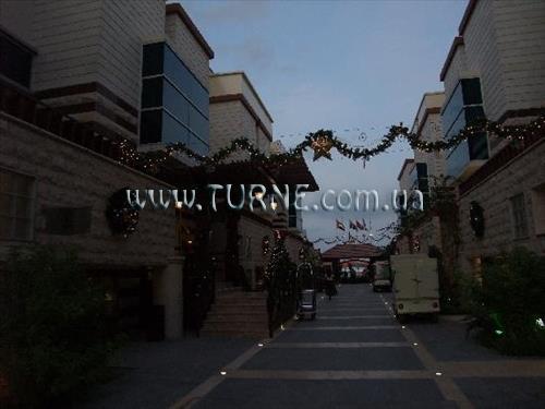 One to One The Village 4* суреті