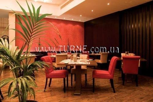 One to One The Village 4* қонақ үйі