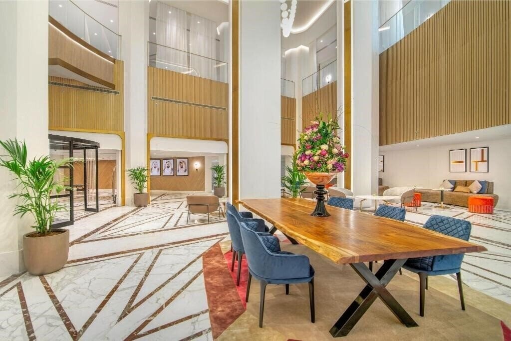 Sheraton Abu Dhabi Hotel & Resort 5* суреті