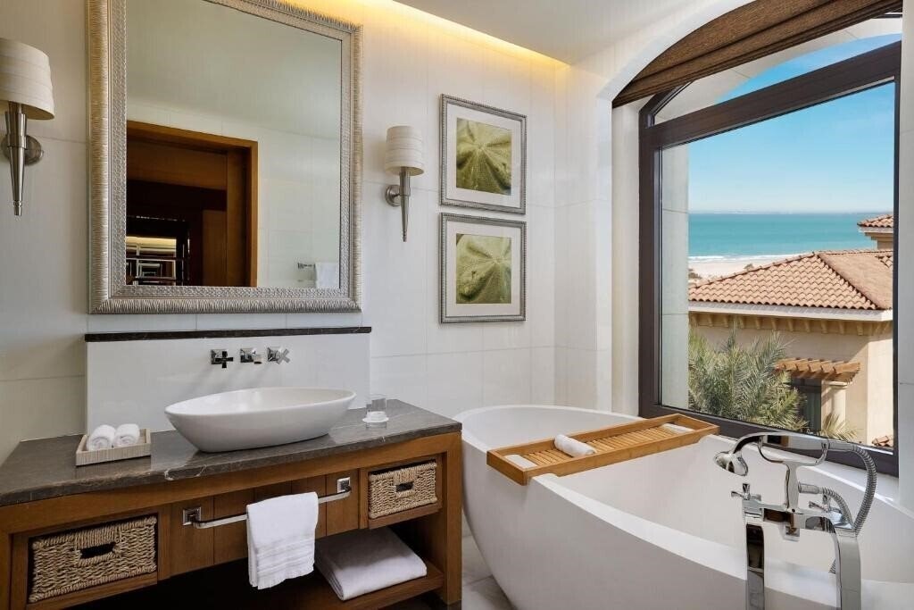 The St. Regis Saadiyat Island Resort Abu Dhabi 5* фотосуреті