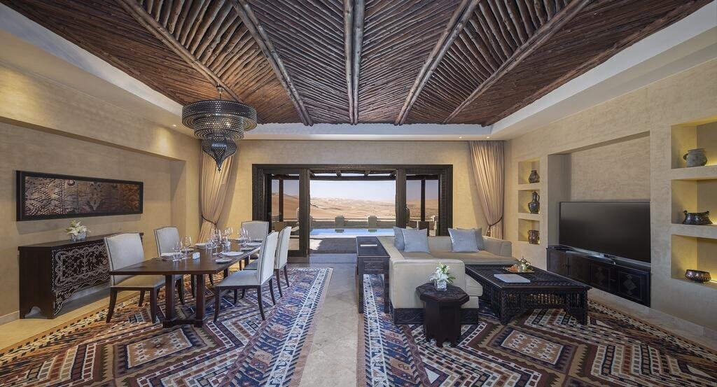 Фотография Qasr Al Sarab Desert Resort by Anantara 5*