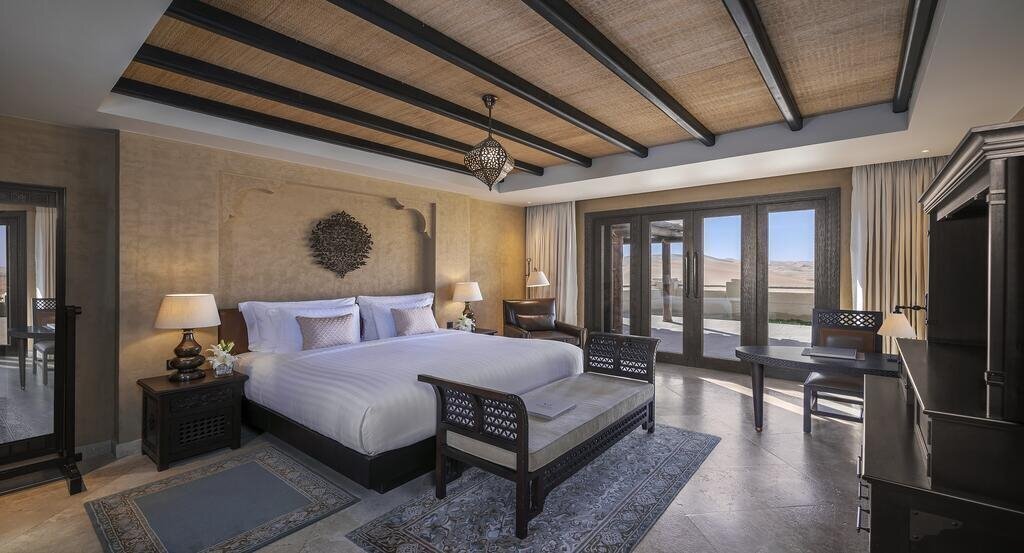 Изображение Qasr Al Sarab Desert Resort by Anantara 5*