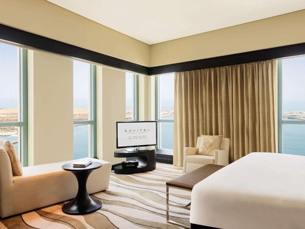 Фотография Sofitel Abu Dhabi Corniche 5*