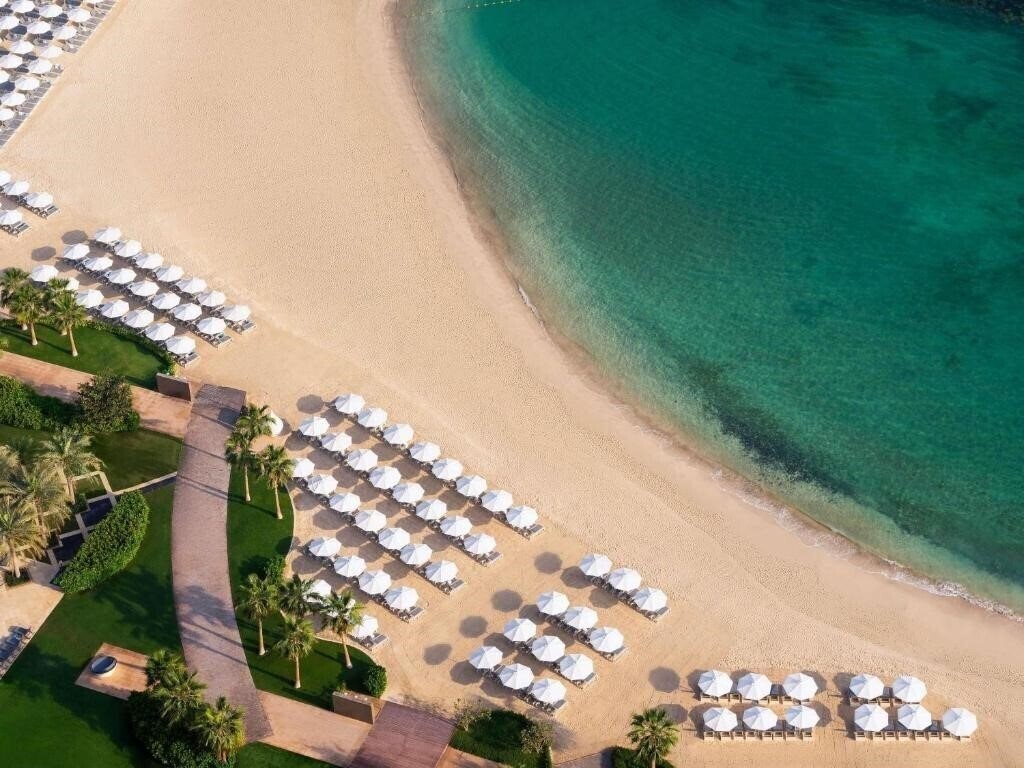 Rixos Marina Abu Dhabi 5* суреті