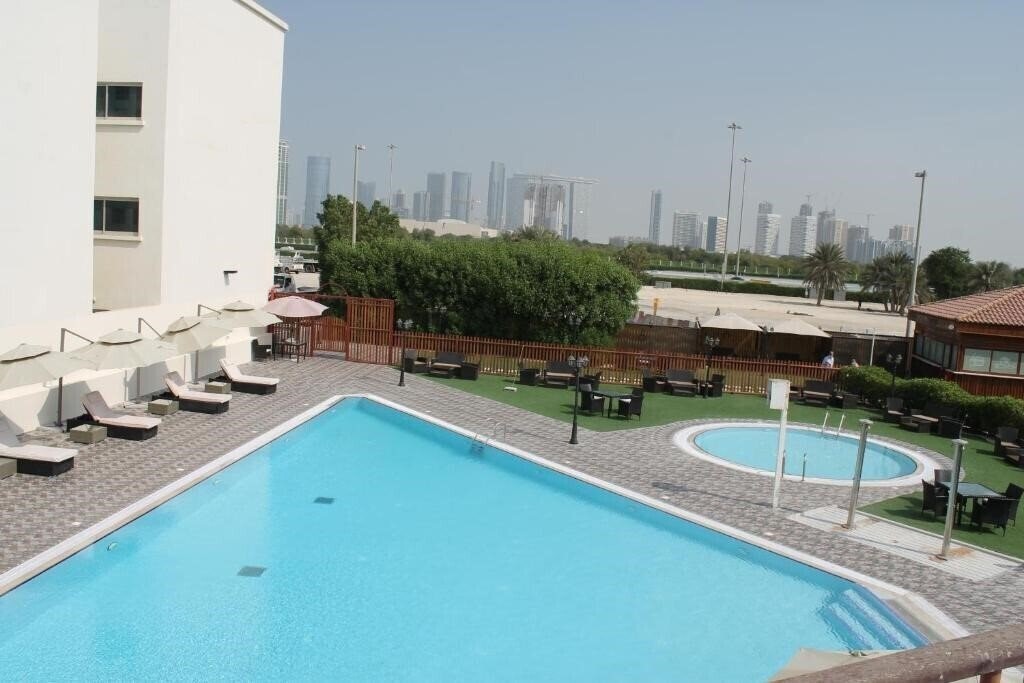 Vilaggio Hotel Abu Dhabi 4* қонақ үйі