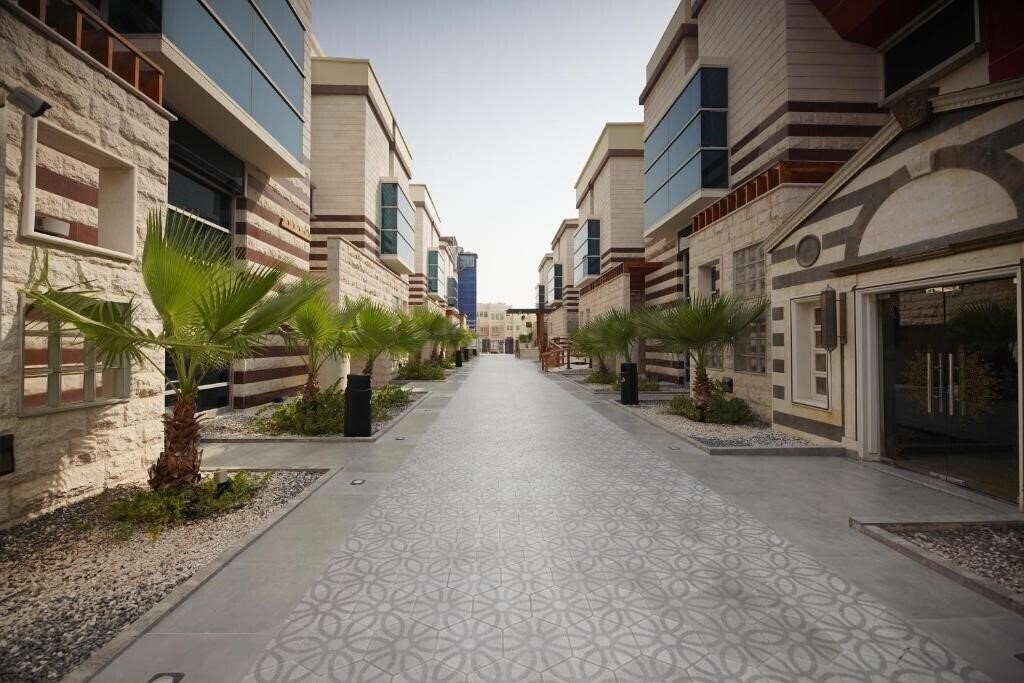 Vilaggio Hotel Abu Dhabi 4* суреті