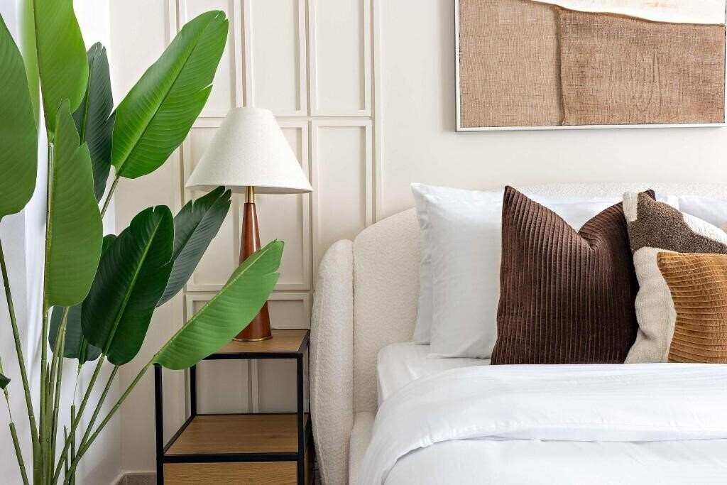 Silkhaus Waters Edge Tower 3* фотосуреті