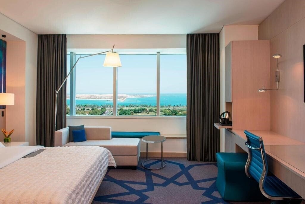 Фото Le Royal Meridien Abu Dhabi 5*