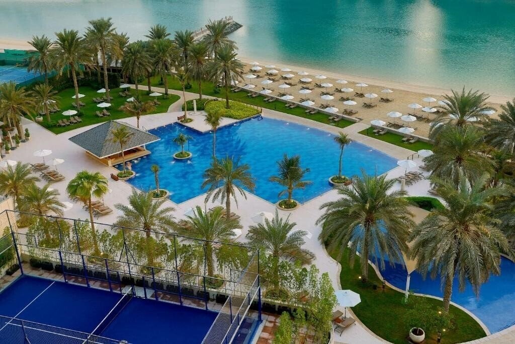 Beach Rotana Hotel & Towers 5* қонақ үйі