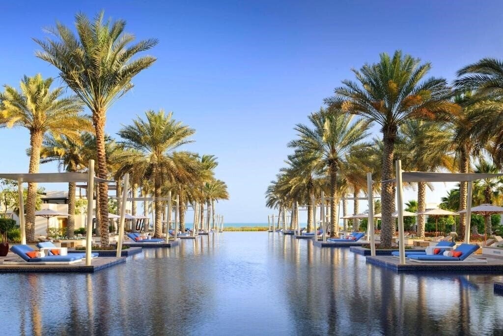 Park Hyatt Abu Dhabi Hotel & Villas 5* қонақ үйі