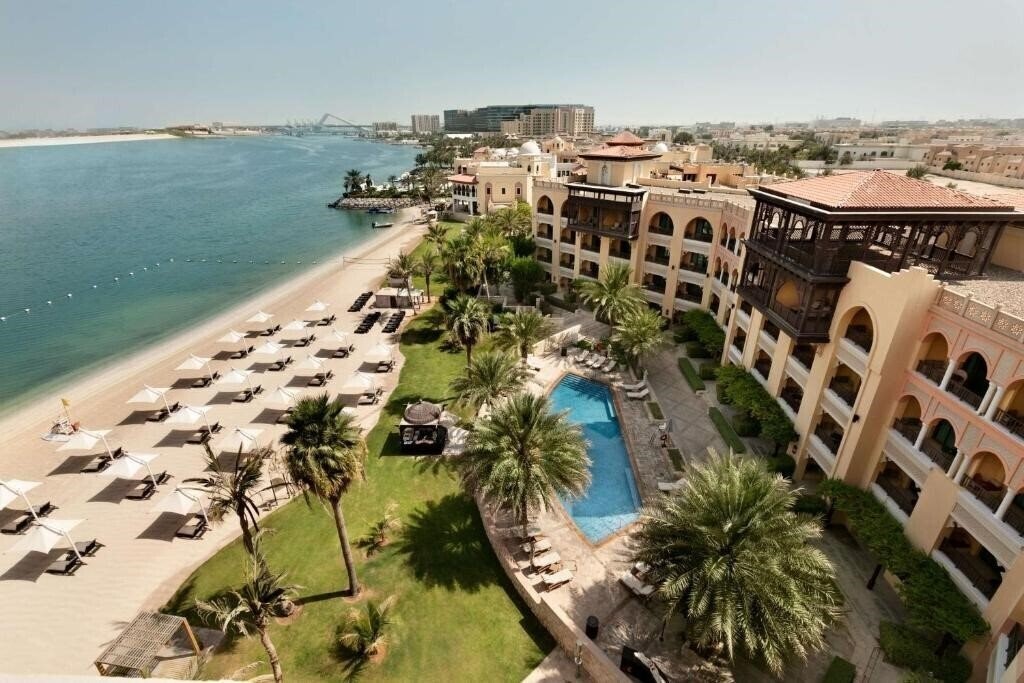 Фотография Shangri-La Hotel, Qaryat Al Beri 5*