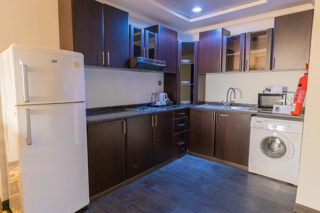 Изображение Ewan Hotel Apartments 4*