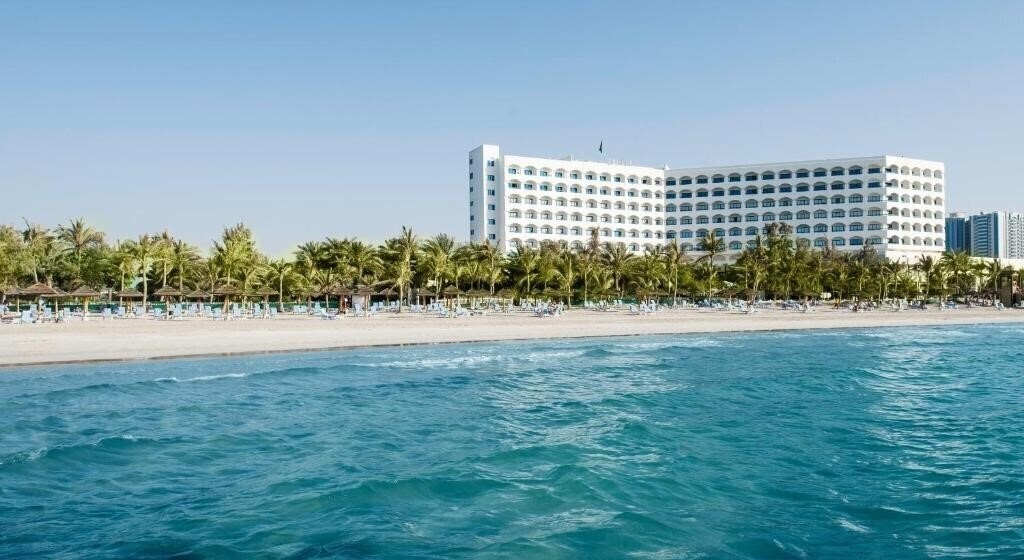 Ajman Hotel & Villas by Blazon Hotels (ex. Kempinski Hotel Ajman) 5* қонақ үйі
