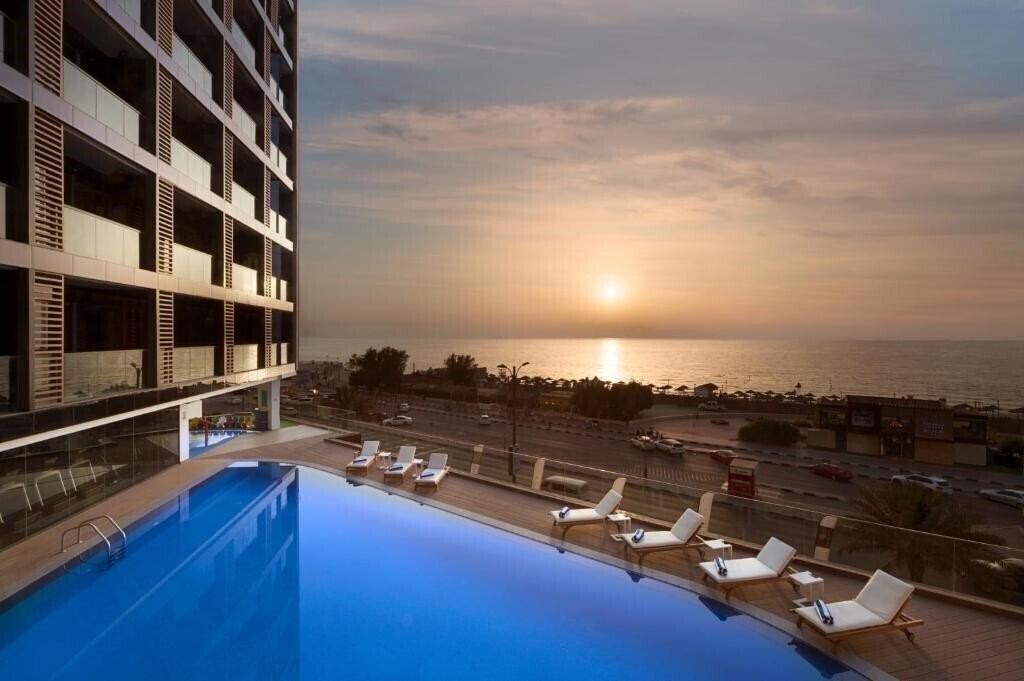 Wyndham Garden Ajman Corniche 4* қонақ үйі