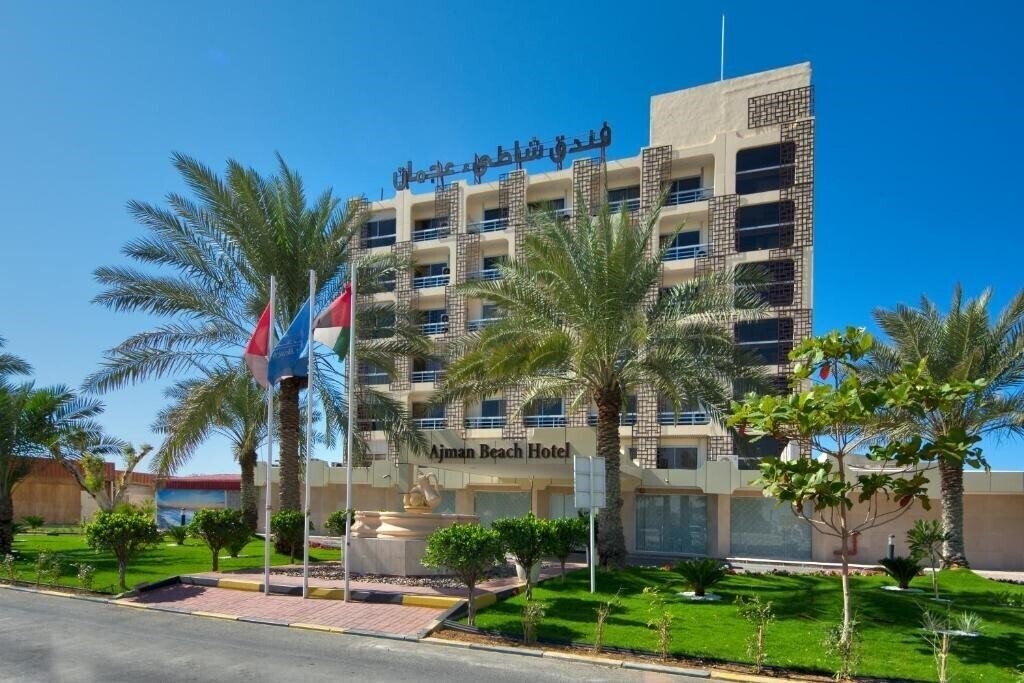 Ajman Beach Hotel 3* қонақ үйі