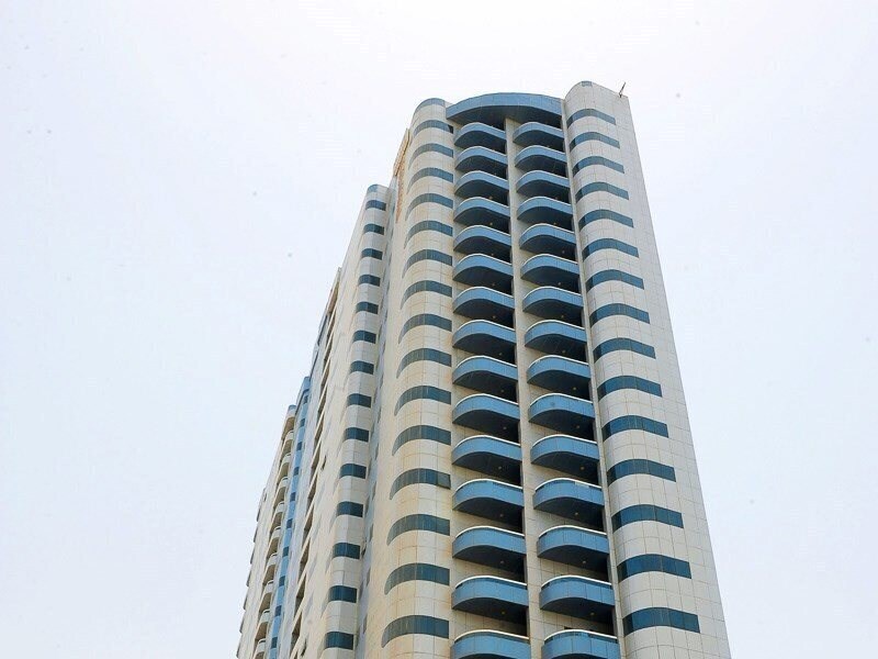 Tulip Inn Royal Suites Ajman Apartments 3* суреті