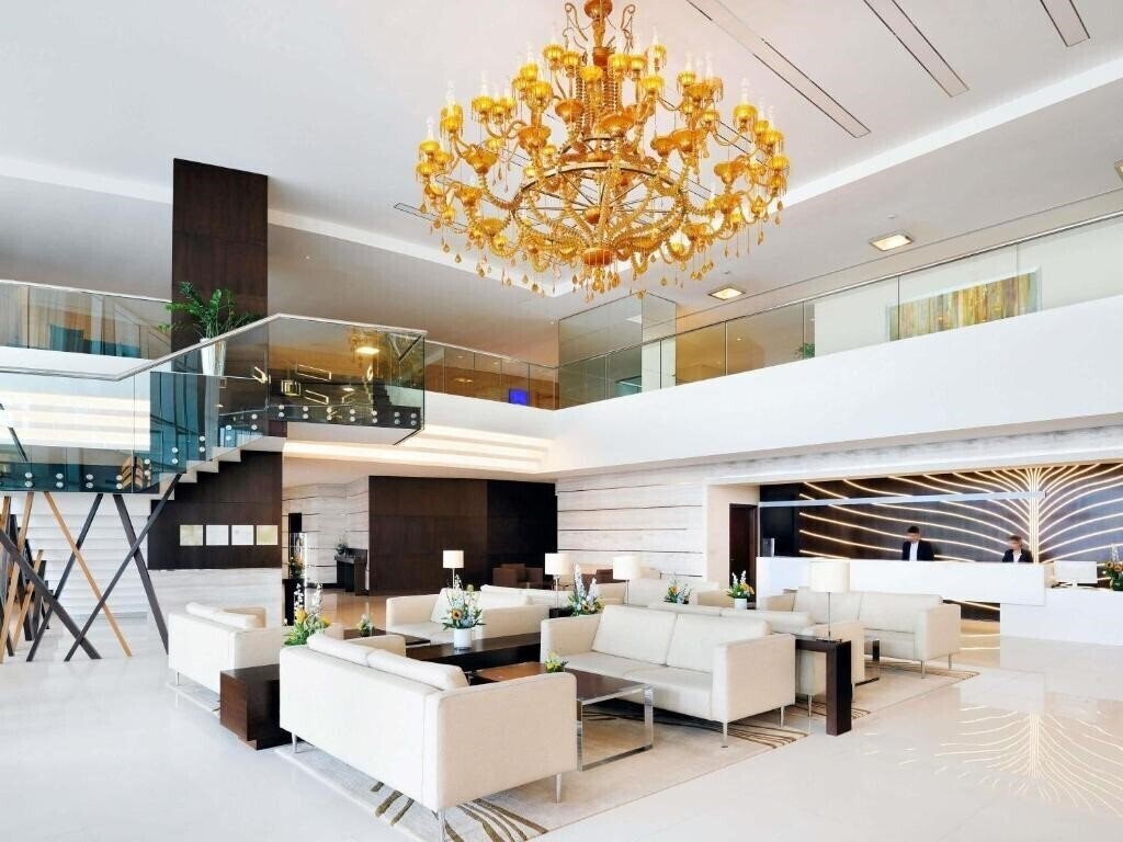Фото Novotel Dubai Al Barsha Hotel 4*