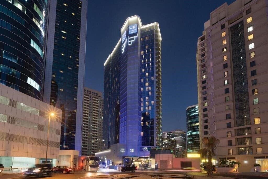 Отель Tryp By Wyndham Al Barsha 4*