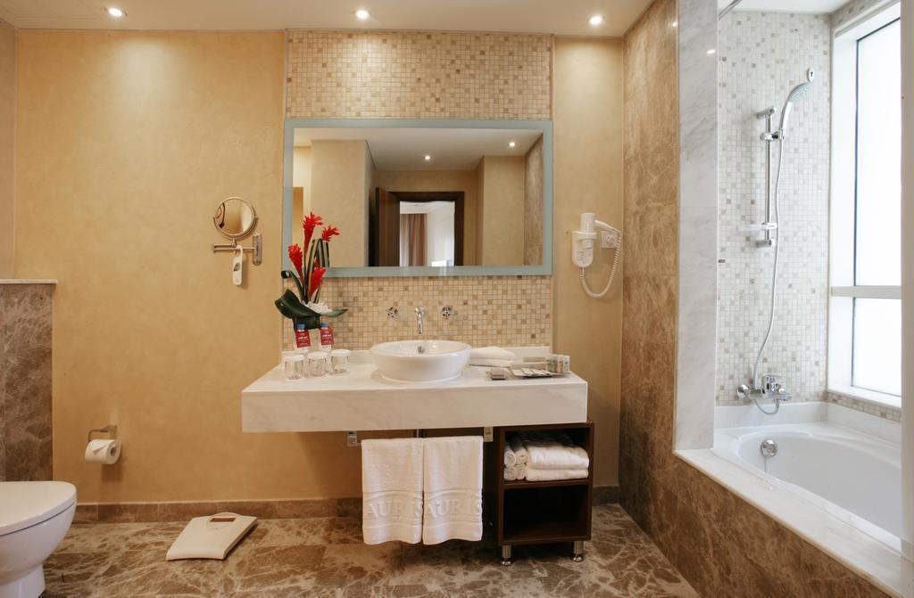 Rose Plaza Hotel Al Barsha (ex. Auris Plaza) 3* суреті