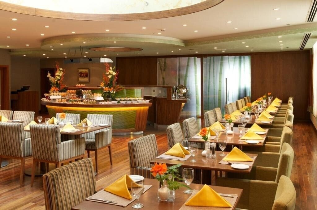 Фото Montreal Barsha Hotel 4*