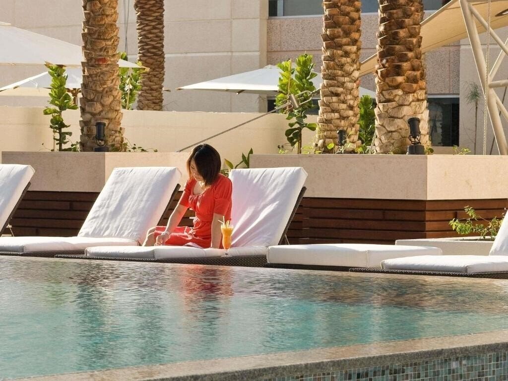 Фотография Novotel Deira Creekside 4*
