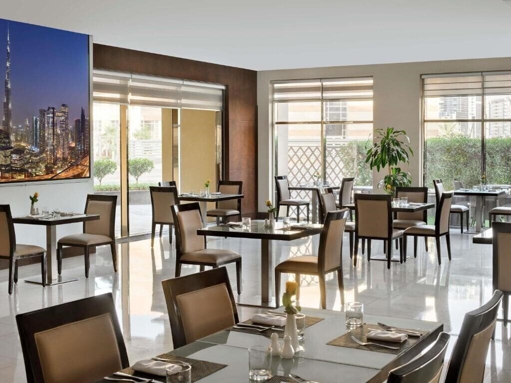Изображение Movenpick Al Mamzar 5*