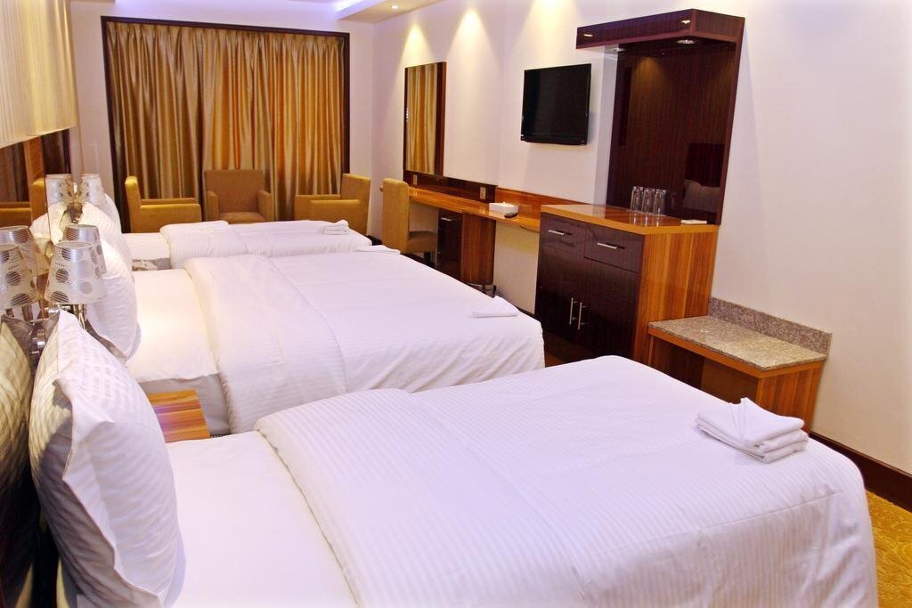 Fal Hotel 1* фотосуреті