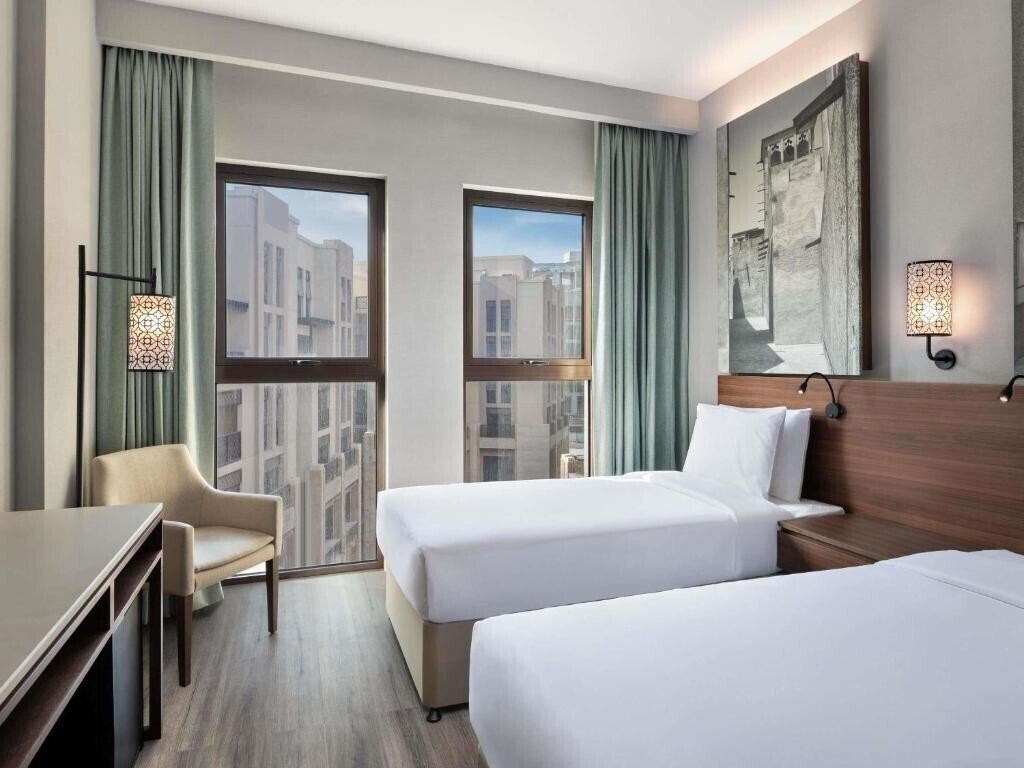 Фото ibis Styles Dubai Gold District 2*