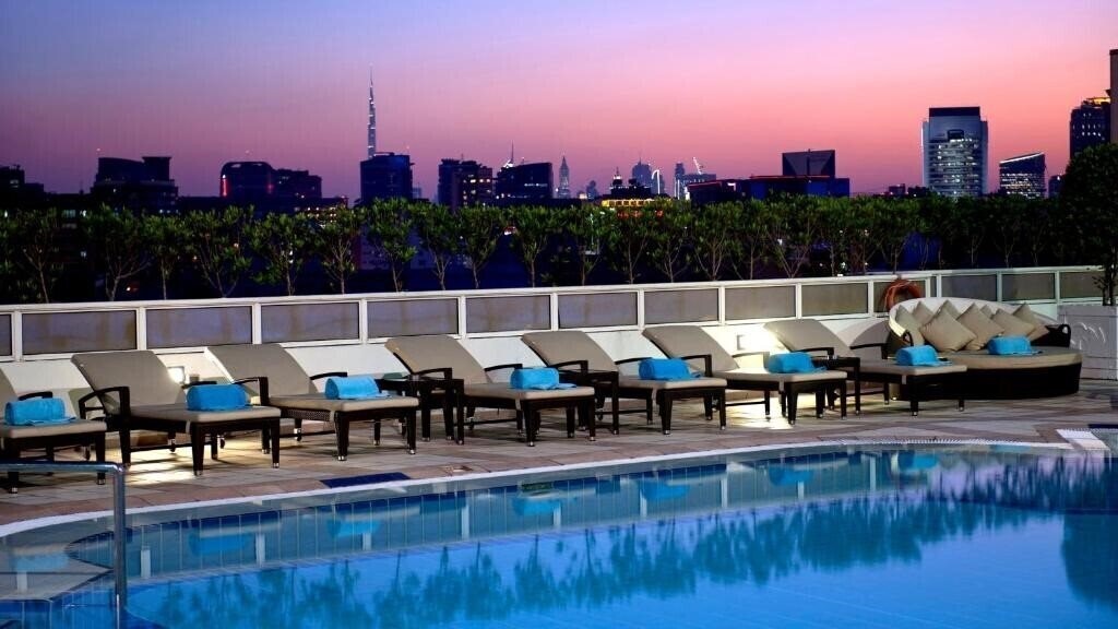 Crowne Plaza Dubai Deira 5* қонақ үйі