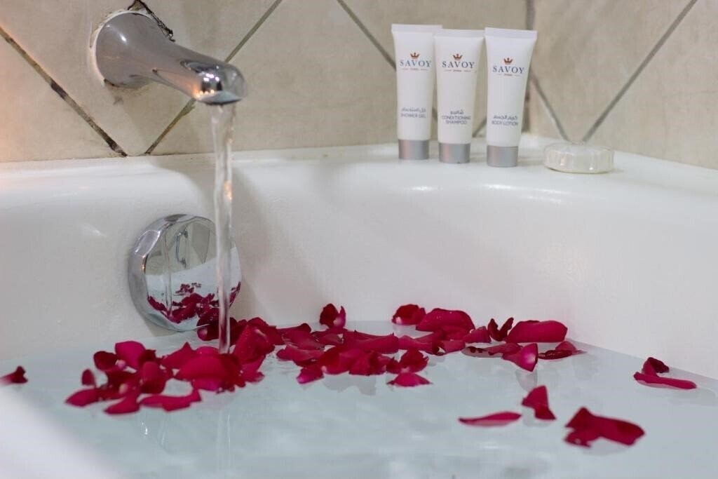 Savoy Central Hotel Apartments (ex. Dar Al Sondos Hotel Apartments By Le Meridien) 4* фотосуреті