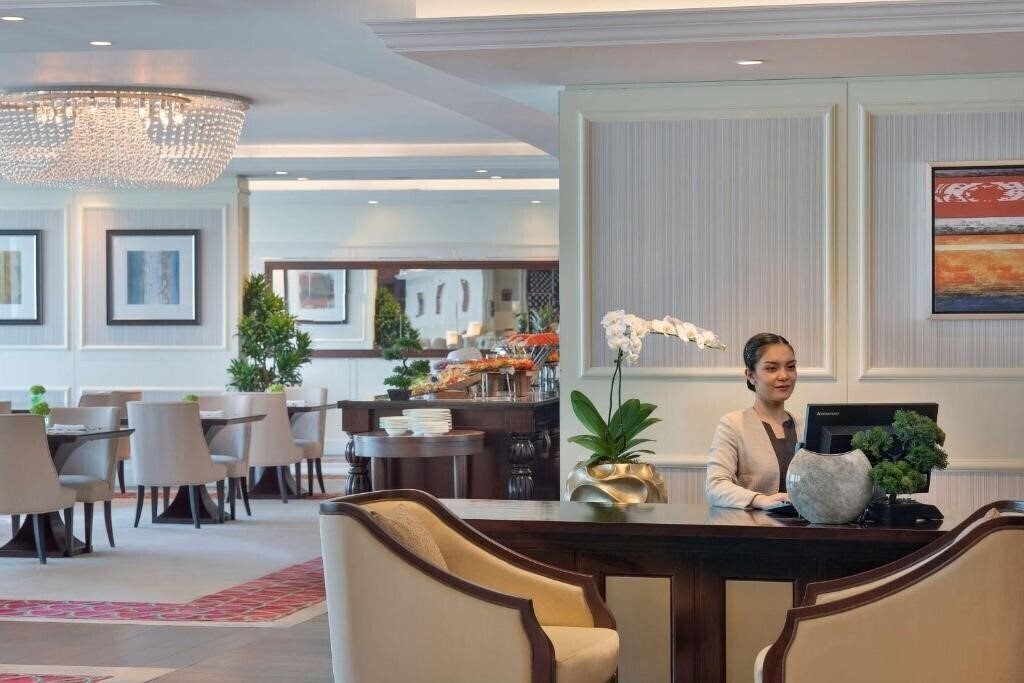Waldorf Astoria Dubai Palm Jumeirah 5* суреті