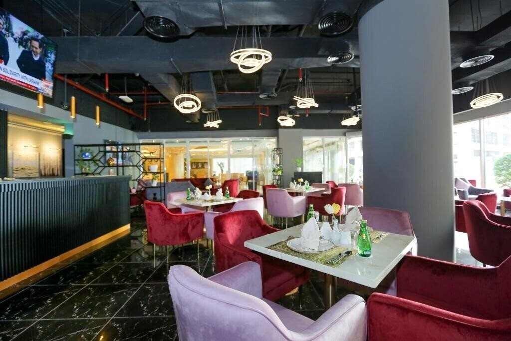 Ivory Grand Apartments 3* суреті