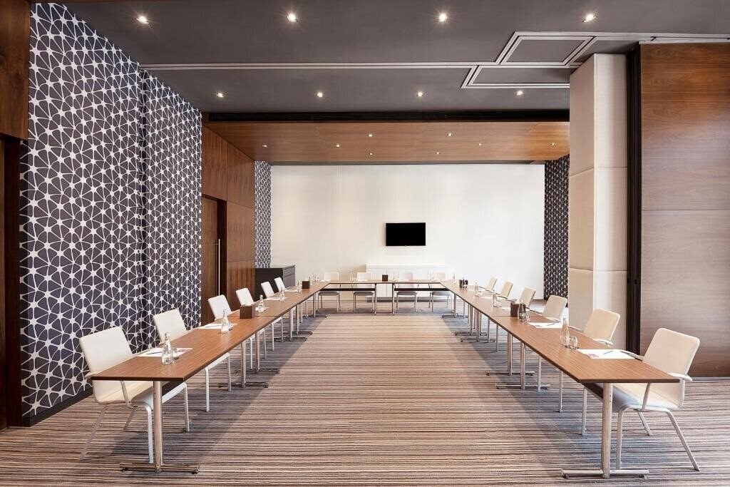 Картинка Hyatt Place Dubai Wasl District Residences 4*