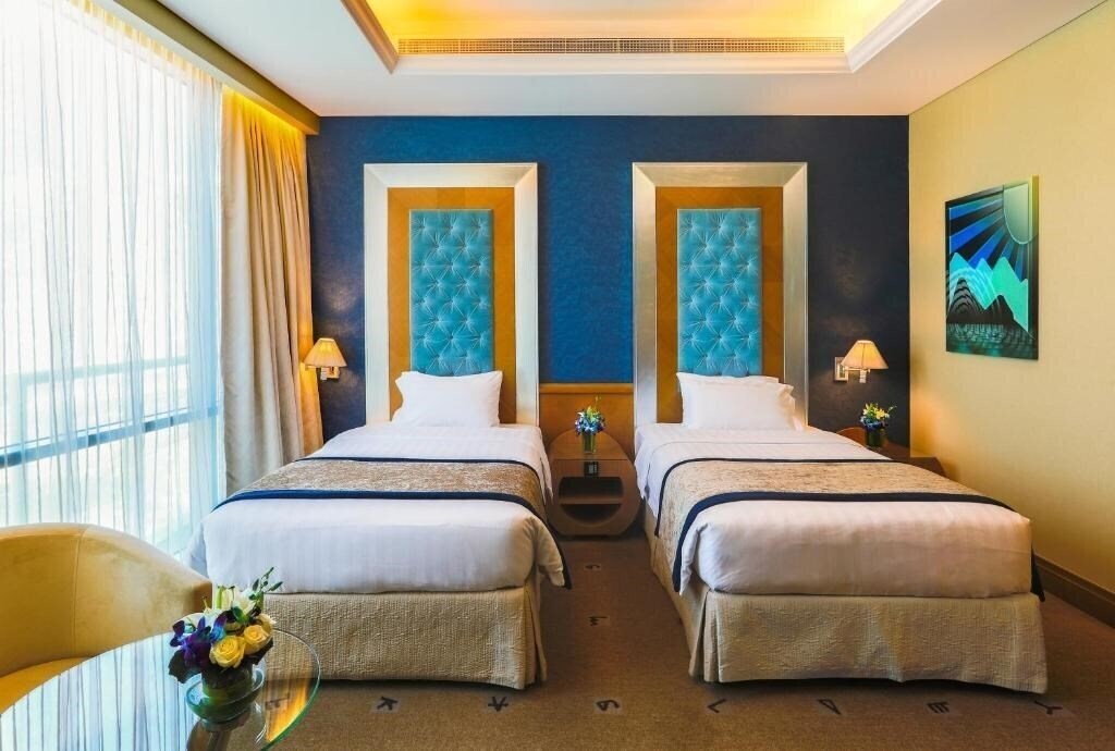 Social Hotel (ex. Byblos Hotel Tecom, Byblos Hotel, The Social Hotels Tecom, Byblos Hotel Barsha Heigh, Social Hotel & Resorts) 4* суреті