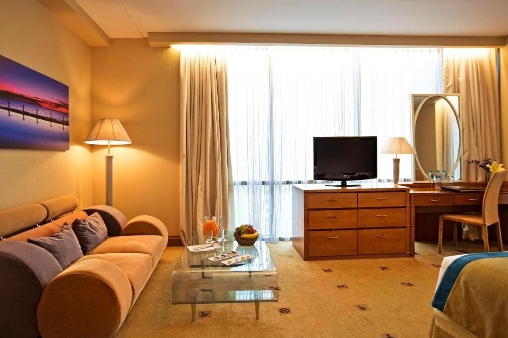 Social Hotel (ex. Byblos Hotel Tecom, Byblos Hotel, The Social Hotels Tecom, Byblos Hotel Barsha Heigh, Social Hotel & Resorts) 4* суреті