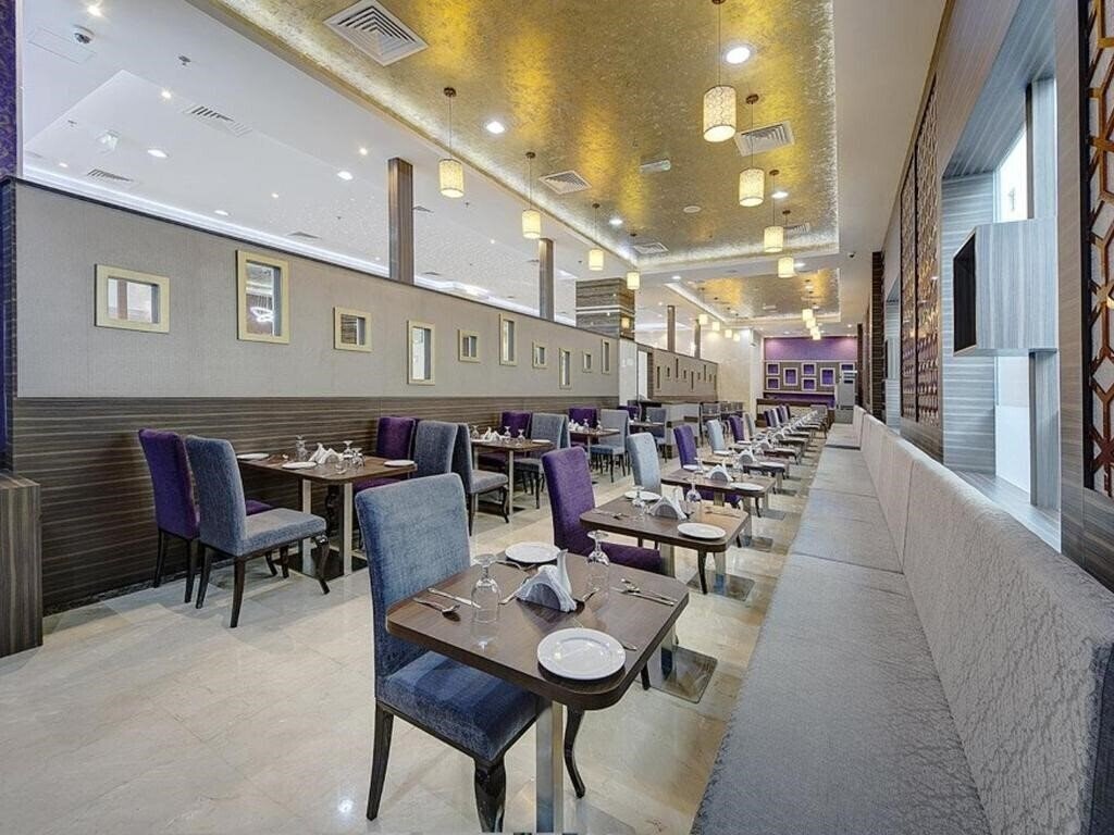 Orchid Vue Hotel 4* суреті