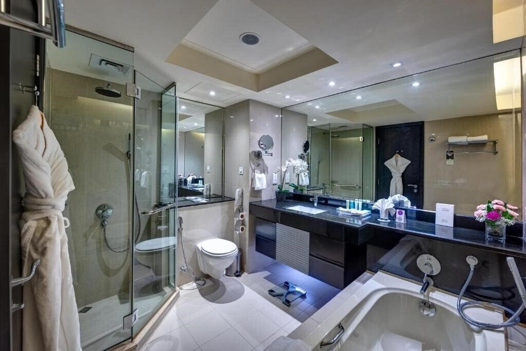 Mercure Gold Hotel (ex. Gold Swiss Bell Hotel) 4* фотосуреті